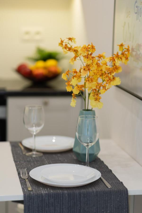 Niemcewicza Pet-Friendly Apartment By Noclegi Renters Varsavia Esterno foto