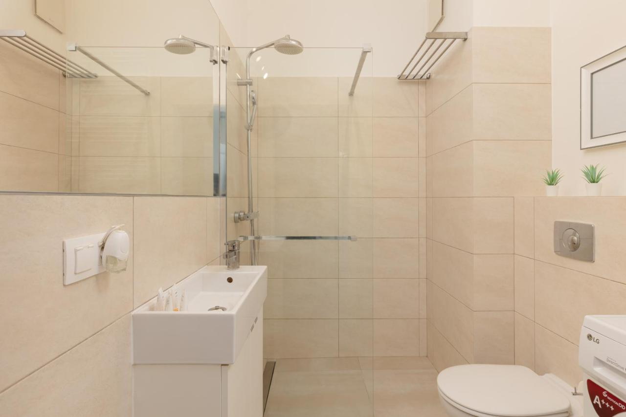 Niemcewicza Pet-Friendly Apartment By Noclegi Renters Varsavia Esterno foto